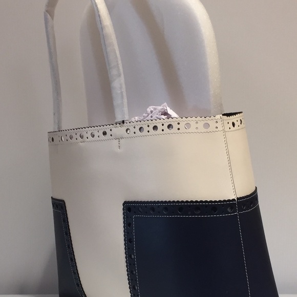 Tory Burch Handbag - Picture 2 of 8